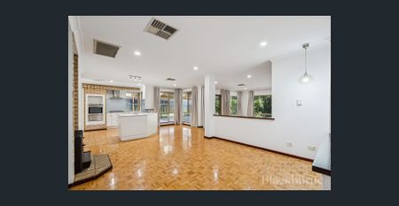 Immaculate home in Willetton - Photo 4