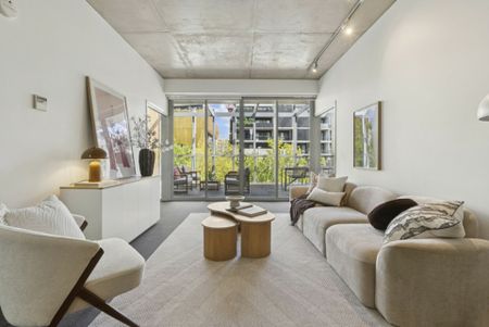 Three Bedroom Apartment In The Heart of Braddon - Photo 3