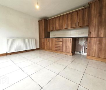 4 Millhouse Green, Antrim, BT41 2UH - Photo 6