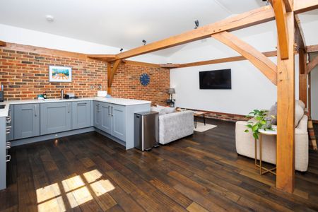 5 bed detached house to rent in Muscliffe Lane, Bournemouth, BH9 - Photo 4