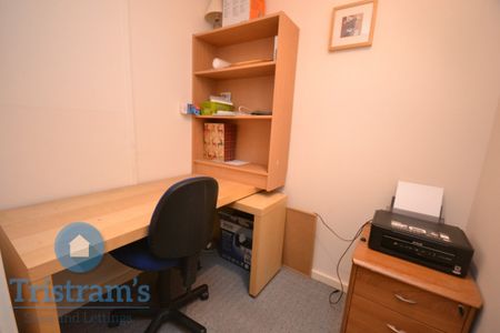 References Pending - 1 bed Flat - Photo 3