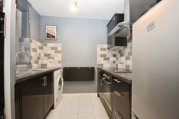 Aldrington Road, London, SW16 1TR - Photo 1