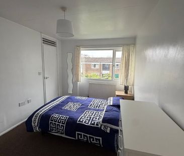 Room in a Shared House, Leasow Drive, B15 - Photo 6