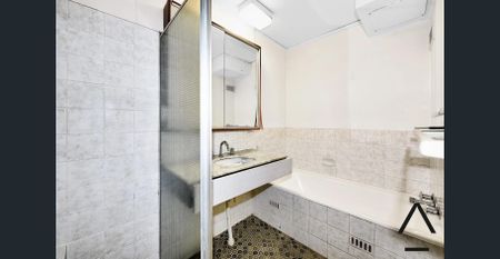 Waterfront Two Bedroom Apartment - Photo 4