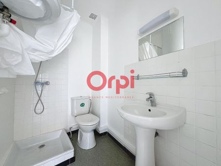 Location Appartement 1 pièce 14m² ST RAPHAEL 83700 - Photo 4