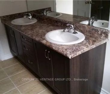 63 TYNDALL DRIVE - Photo 2