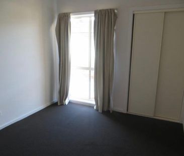 Clayton South - Photo 2