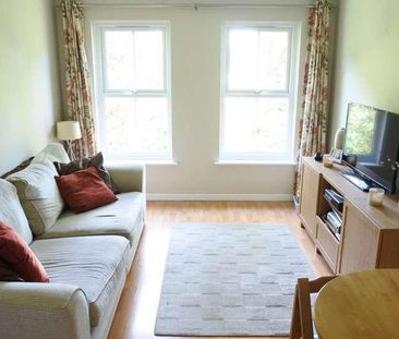 Windsor Court Regents Park Road, Shirley, SO15 - Photo 2