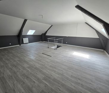 Location Appartement 4 pièces 100m² - Photo 4