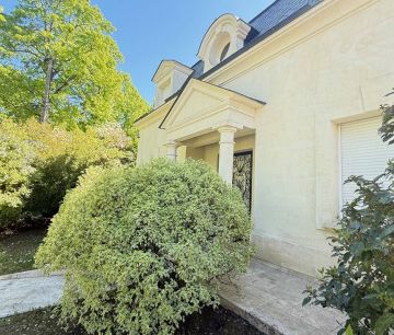 Villa • Buzenval - Photo 4