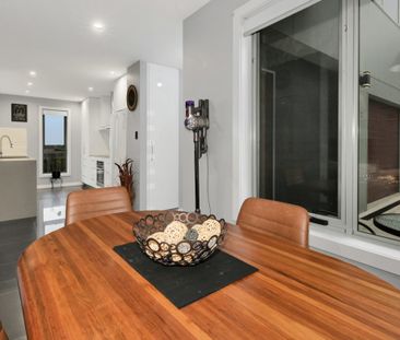 Modern, Low Maintenance in a Prime Location - Photo 5