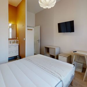 FRANC Roommate 3 Bedrooms at Toulouse - Photo 2