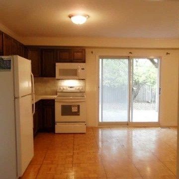 For Lease - 141 Garden Avenue Unit# Back, Richmond Hill, Ontario - Photo 3