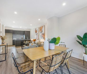 Stunning As-New Townhouse Close to Sand & Sea - Photo 4