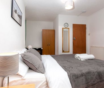 Room in a Shared Flat, Devons Road, E3 - Photo 3