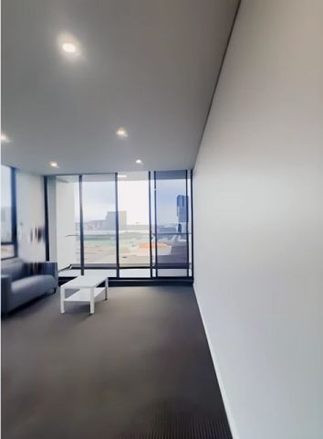 1 bed 1 bath - Photo 3