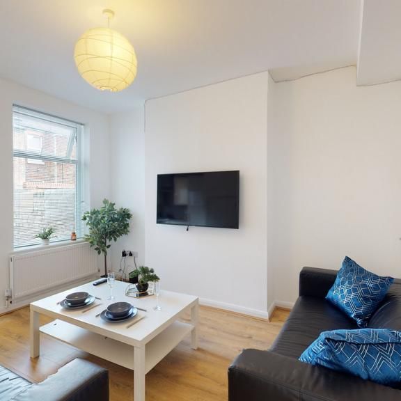 4 bedroom house to rent - Photo 1