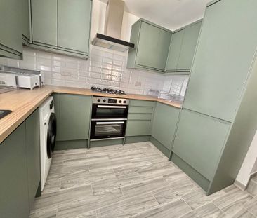 Attleborough Road, Nuneaton, CV11 - Photo 5