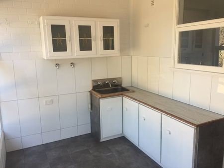 Riverside Locale - Photo 2