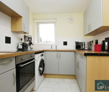 1 bedroom semi-detached bungalow to rent - Photo 4