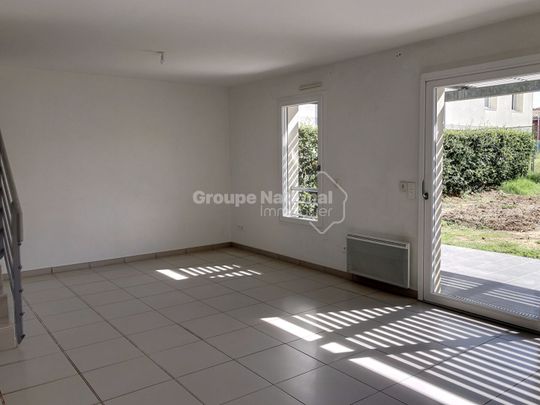Appartement Rognac 4 pièces de 87.28 m2 en duplex avec jardin, - Photo 1