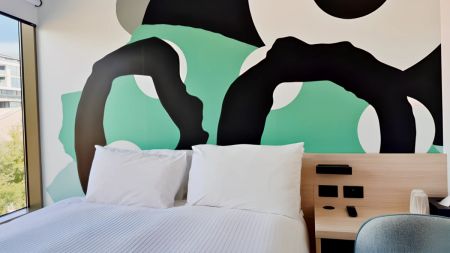 Two of a Kind - Photo 2