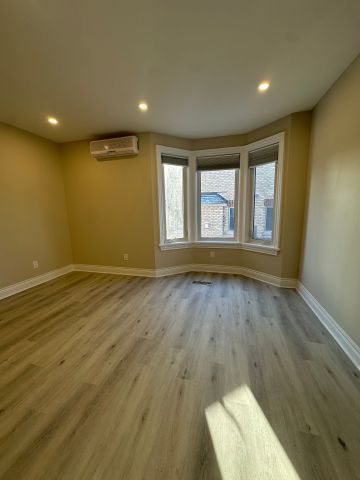 For Lease - 295 Main Street, Markham, Ontario - Photo 2