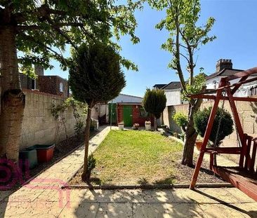 Staines Road, Hounslow, TW3 - Photo 3