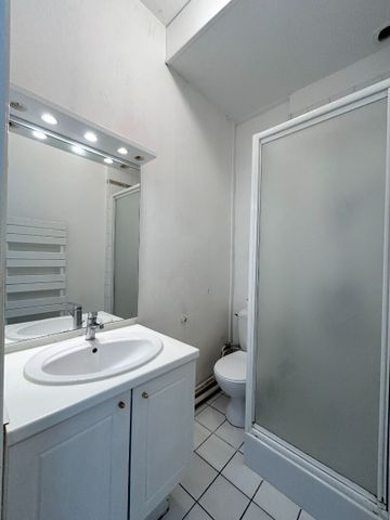 Location Appartement 1 pièce 32m² - Photo 2