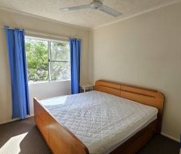 FULLY FURNISHED Apartment in Hazelwood Gardens – Your Perfect Whits... - Photo 6