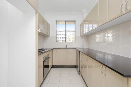 10/2-4 Reid Avenue, Westmead. - Photo 4