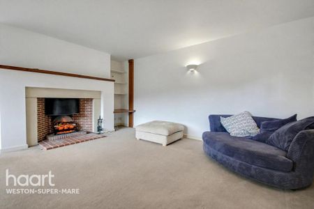 4 bedroom detached house to rent - Photo 3