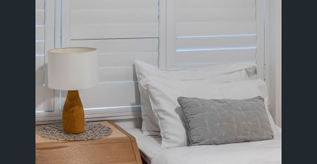 Panoramic Water Views - Fully Furnished - Photo 4