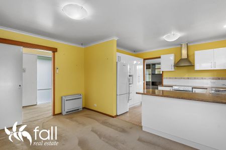 Neat & Tidy Rokeby Home - Photo 5