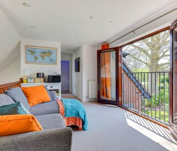 4 bedroom detached house to rent - Photo 4