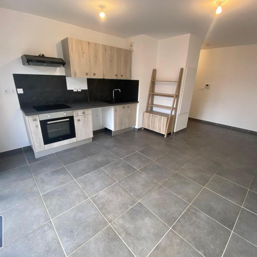 Location Appartement 2 pièces 37m² OLLIOULES 83190 - Photo 1