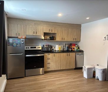 1 CH - 1 SDB - Montréal - $990 /mo - Photo 2