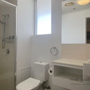 Luxury Riverside Apartments available in The Edge - Photo 2