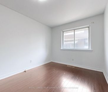 For Lease - 17 Dobbin Road Unit# main, Toronto, Ontario - Photo 2