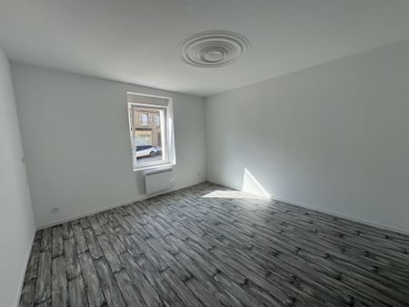 Location Appartement 2 pièces 39m² JOEUF 54240 - Photo 2