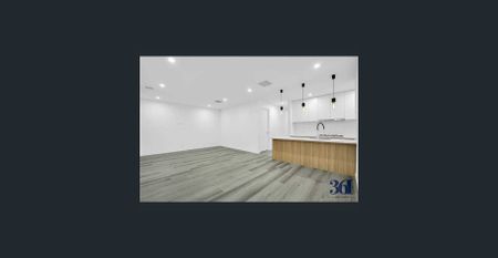 Spacious luxuriously Near New home near Amenities and Train Station!! - Photo 3