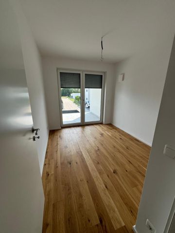 Nur noch eine Doppelhaushälfte in komplett neuer Wohnsiedlung - Foto 2