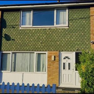 2 bedroom semi-detached house to rent - Photo 2