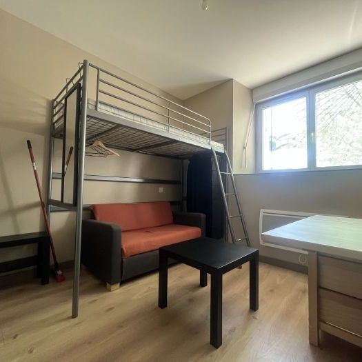 Location Appartement 1 pièce Meublé 13m² EGLETONS 19300 - Photo 1