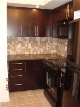 For Lease - 500 Doris Avenue Unit# 924, Toronto, Ontario - Photo 4