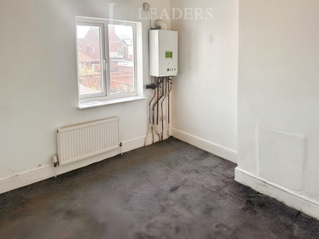 3 bedroom house to rent Princes Crescent, Edlington, Doncaster, DN12 - Photo 5