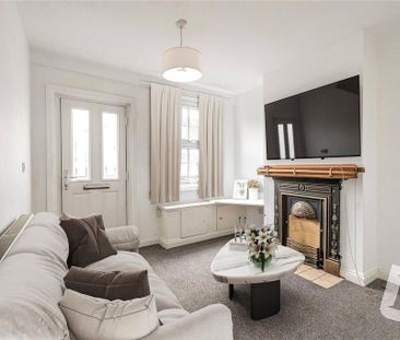 2 bedroom terraced house to rent - Photo 2