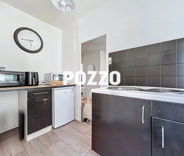 Location - Appartement T1 - 25 m² - Meublé à l'année - GRANVILLE - Photo 6