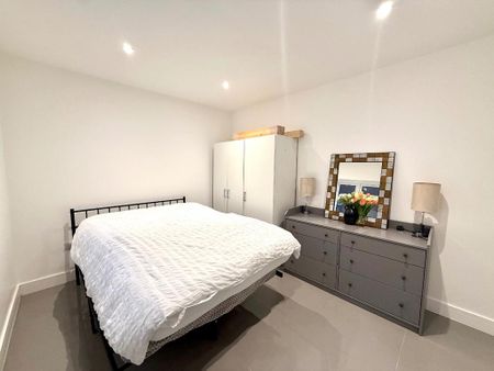 2 bedroom bungalow to rent - Photo 2