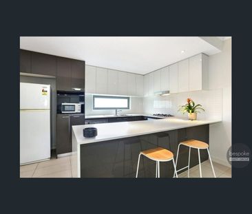 Waterside Estate Living - Photo 4